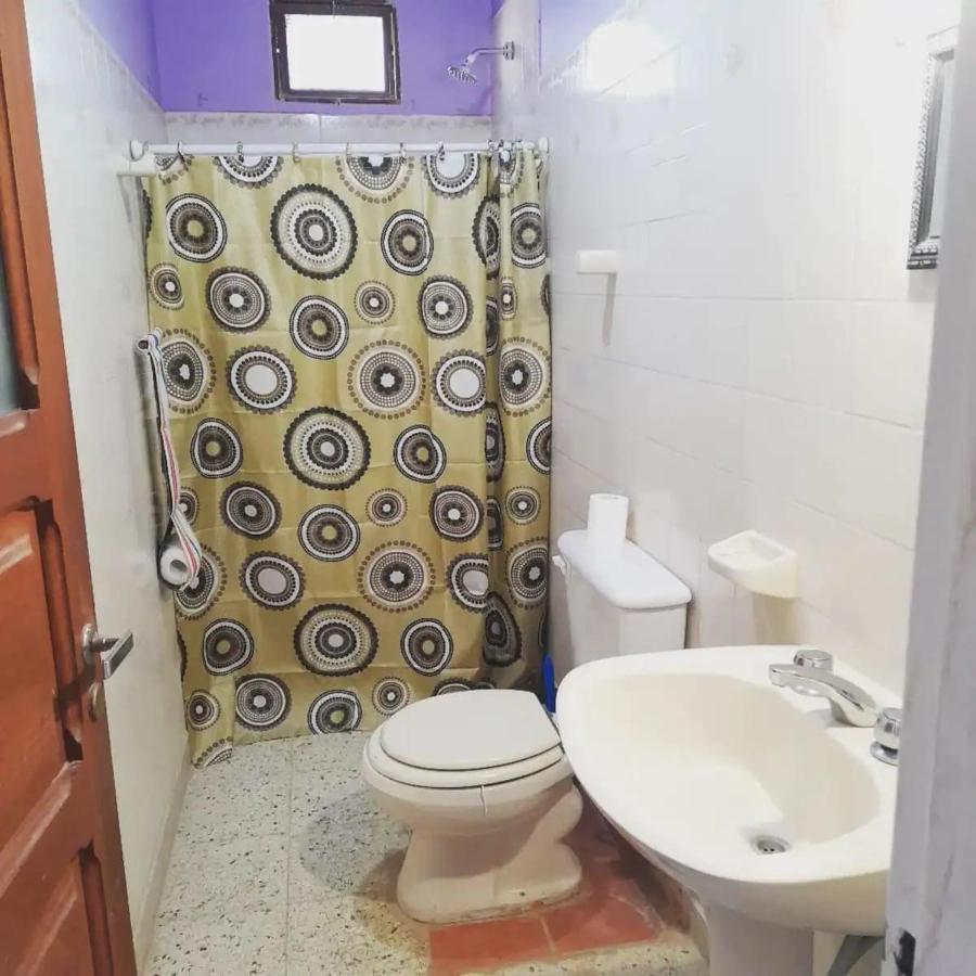 Hospedaje El Abuelo Humahuaca Bagian luar foto