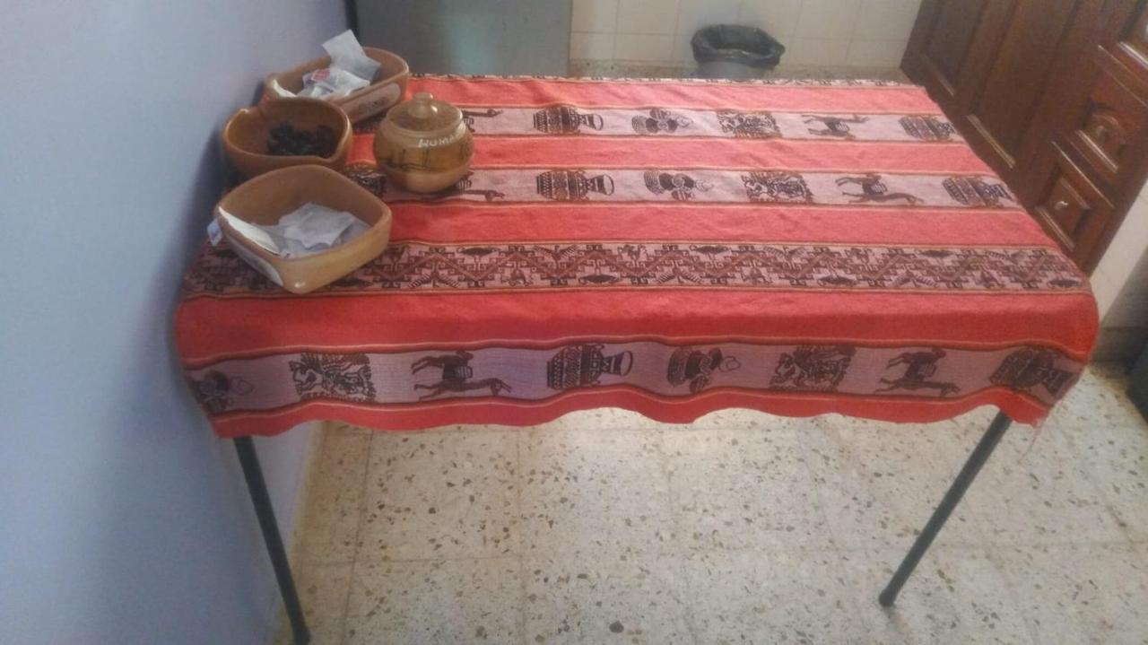Hospedaje El Abuelo Humahuaca Bagian luar foto
