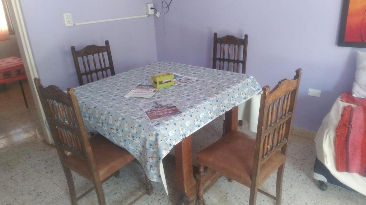 Hospedaje El Abuelo Humahuaca Bagian luar foto